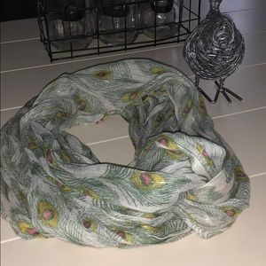 Lightweight Scarf